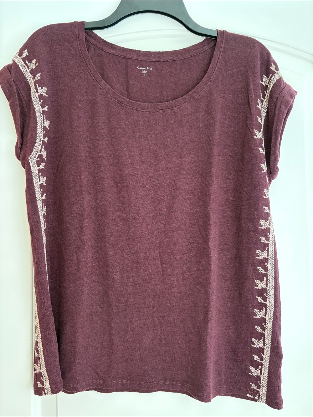 Garnet Hill Women’s Organic-Linen Cap Sleeve Embroidered Tee, size L